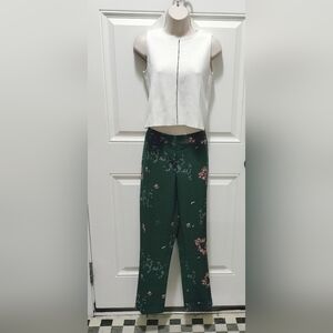 Carolina Belle Emerald Floral Cropped Pants